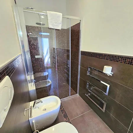 Pensjonat Happy La Spezia